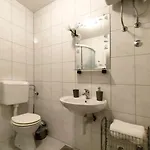 Rafael アパートホテル メドゥリン